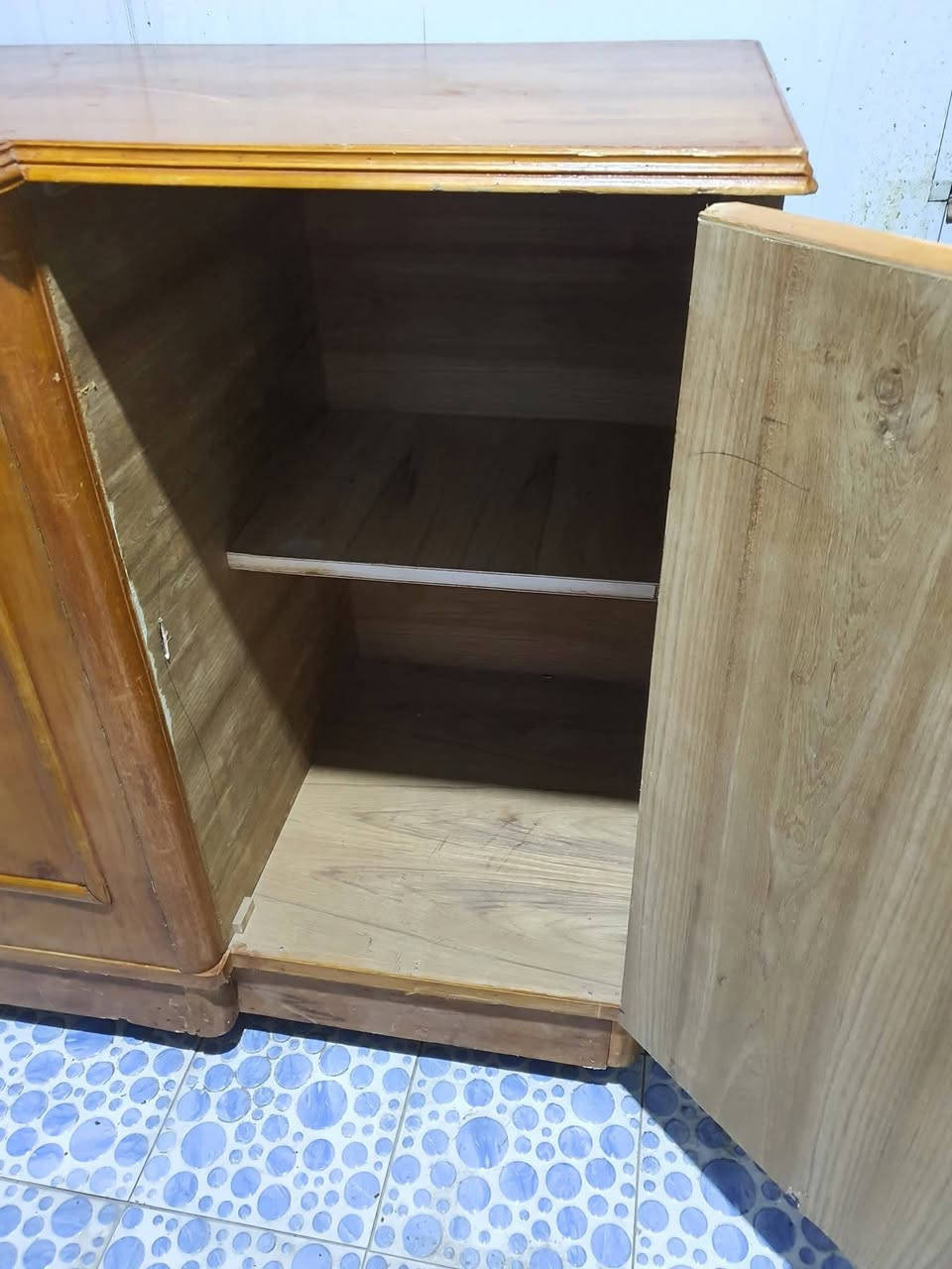 بوفية خشب تسكام كلش قوية طول مترين 
مكاني لاصمعي 
١٥٠


**إذا كنت صاحب هذا الإعلان وتريد حذفه لأي سبب، رجاءا أرسل رسالة إلى الدعم الفني**