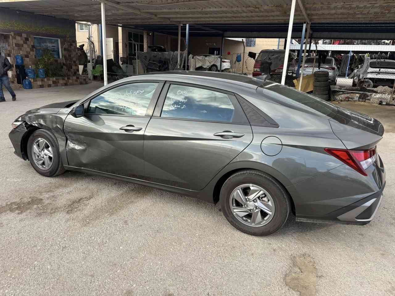 الانترة لبيع السيارةموديل 2025  بدون ايرباك بدون دواخل ماشية 4000 الف بعدهة زيرو   السعر 145 ورقة 
شراي اتصل 
ماعيعجبك السعر لا تعلق

***********
