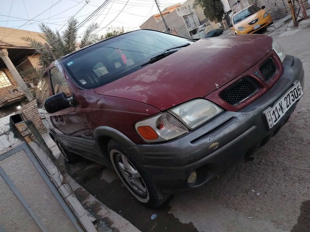 سلام عليكم بونيتاك موديل 2000 سبعه راكب اوتماتك كير مكينه كله كفاله بيه شلعه كلش قويه تايره كلش حلو سياره بدون صبغ بدون حادث كهربائيات كله شغاله تغم تاير جديد باتري جديد صدر جديد غرفه منضومة تبريد موجوده ابيعلك تبريد عاطل رقم دولي جديد  سنويه جديد شرعي جيراني تحويل مباشر بابين سلايت جهتين سعر 39ورقه مكان بغداد زعفرانيه *********** مكلفه بانشر
