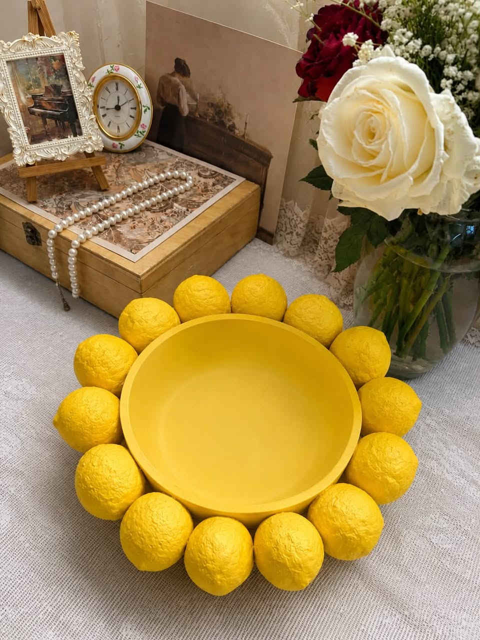 كل قطعة مصنوعة بحب… حتى تضيف لمسة جمال لبيتكم أو تكون هدية مميزة. 🎁
متجر ريف يوفر لكم:�🕯️ شموع معطرة بتصاميم أنيقة.�🪨 لوحات حجر بعبارات ورسومات حسب الطلب.�🌿 زيوت طبيعية للعناية بالشعر والبشرة.
✨ جودة عالية.�✨ شغل يدوي بإتقان.�✨ أسعار مناسبة.�✨ تنفيذ حسب الطلب.�🚚 توصيل إلى جميع محافظات العراق.
إذا تبحث عن هدية راقية أو ديكور يلفت الانتباه، راسلنا على الخاص، وإن شاء الله تلقى اللي يعجبك. أهلاً وسهلاً بالجميع. 🤍


**إذا كنت صاحب هذا الإعلان وتريد حذفه لأي سبب، رجاءا أرسل رسالة إلى الدعم الفني**
