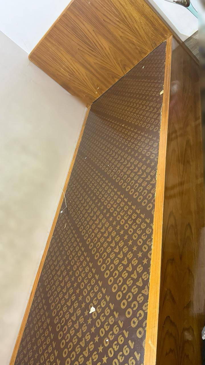 معروضات للبيع تردوهن ثلاثتهن او قطع مفرده مكان نجف طبعا كلهن خشب قووي وتسگام للاستفسار تواصل خاص او واتساب***********
