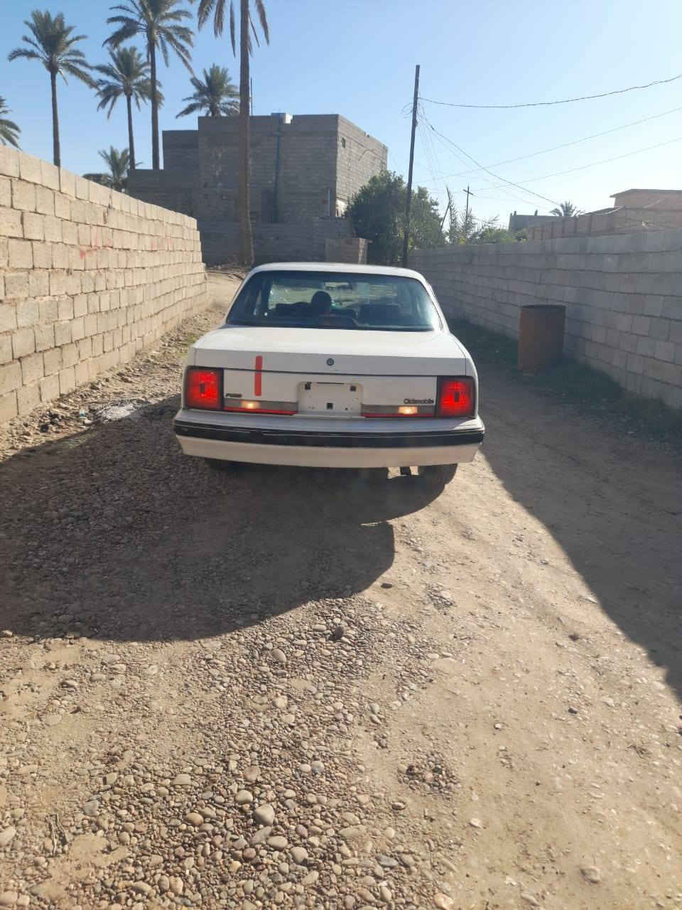 اولدز
موديل 90
السيارة بلادية بدون صبغ
تخم تاير باتري وصدر جديد
المكينة شرط بدون تنقيص بدون صوت بس تبخير
السيارة نقص مشط استيرن والكير ماينمر بس بك
سنوية نافذة 2030 و رقم انكليزي تحويل مباشر 
السعر 27 مكان السيارة تكريت
***********
