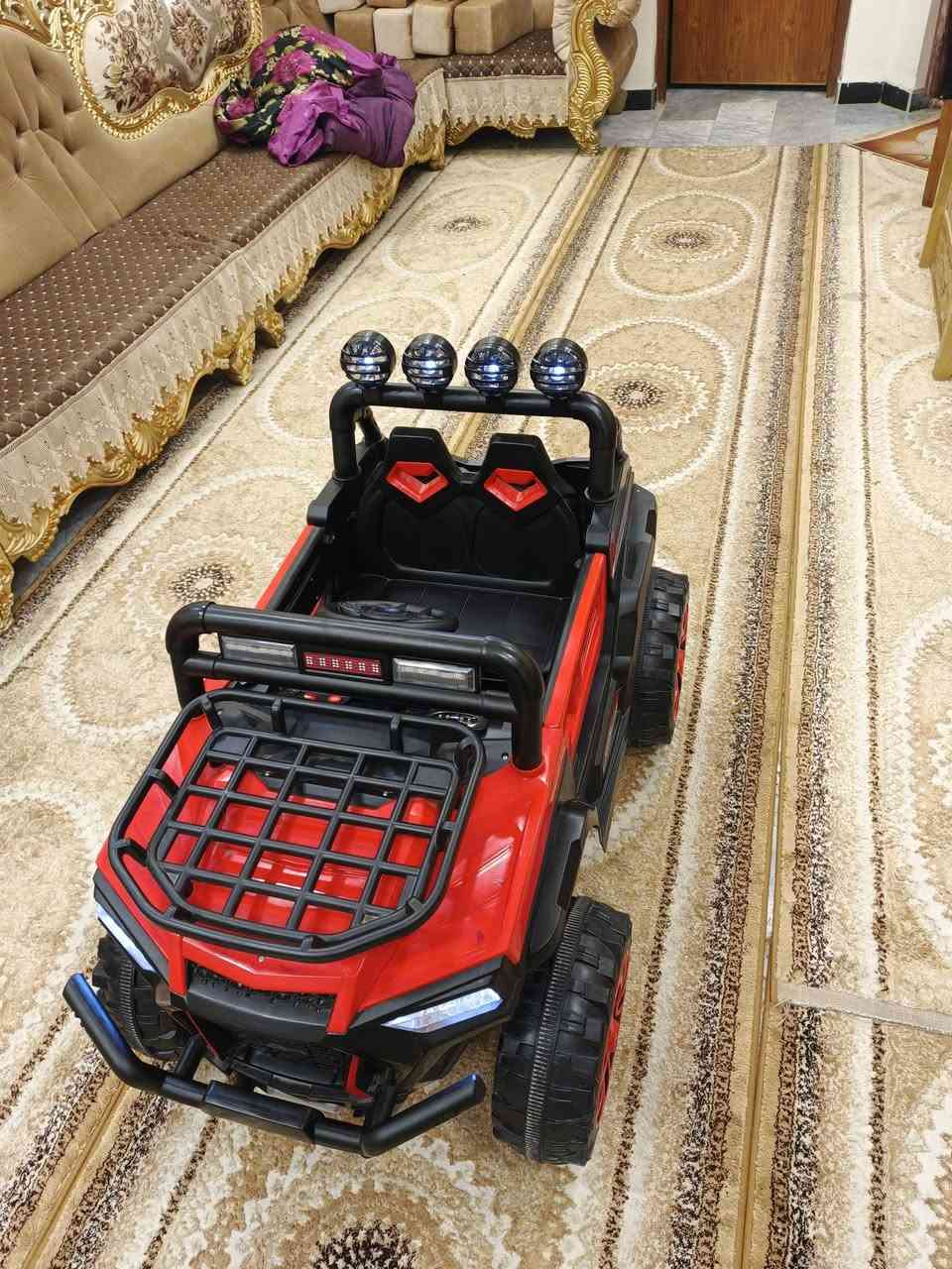 السلام عليكم اخواني... سياره شحن نفرين للبيع كلش نضيفه اخت الجديده كلشي مابيه باترياته خير من الله ٥ باتريات سعره ٢٦٠ الف..العنوان بغداد جسر ديالى ***********
