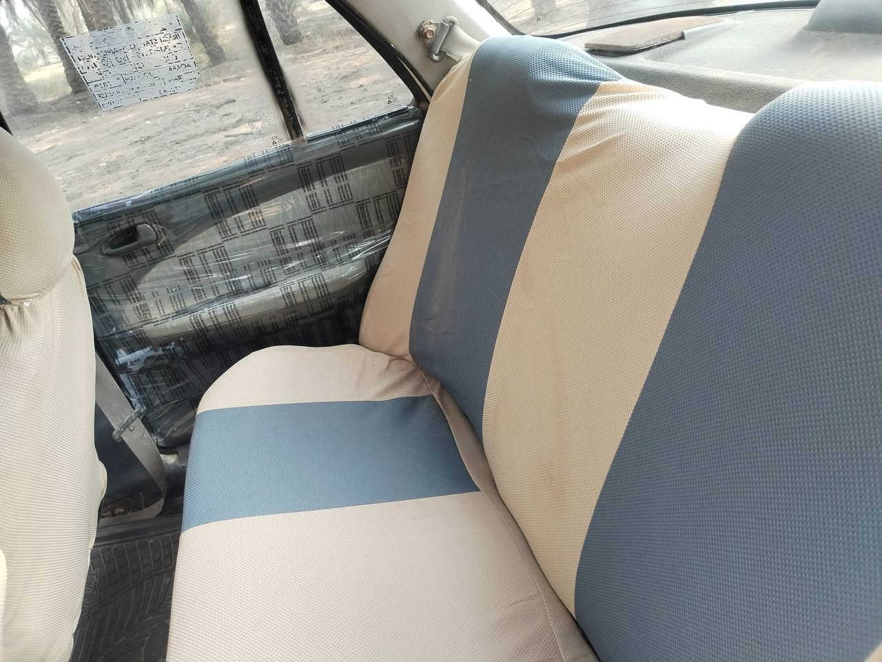 سياره 95 للبيع جير عادي مسكر السياره جاهزه حلوه العنوان بابل مداور ثاني يوم السعر 30ل سياره حداديه منفوضه جاهزه السياره حلوه حيل***********
