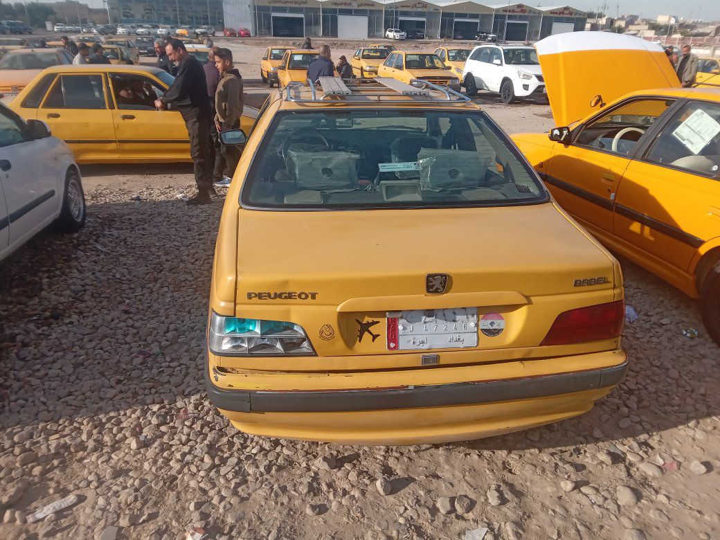 بيجو بارص موديل ٢٠١٥ سياره خير من الله مكينه قبل شهرين شديتها وصلها موجود كير مكفول  سنويه ل ٢٠٢٧ بيها قطعتين ول باقي مكفول *********** مكاني بغداد حي اور السعر ٤٥ وبيها مجال حك الجيه
