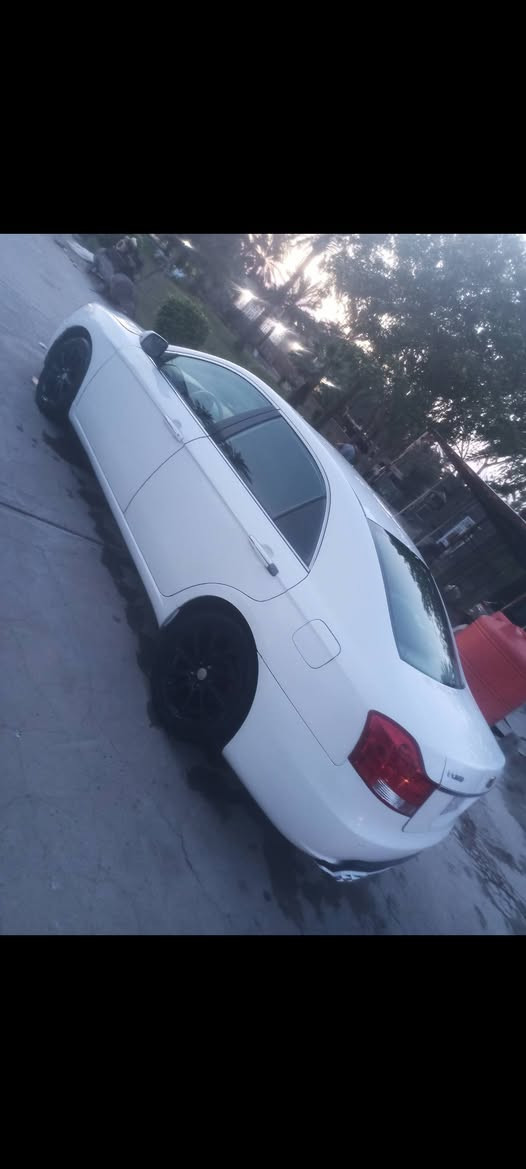 للبيع فوول مواصفات بدون حادث بيه اشويه صبغات اثر جراد بس
السعر 65 بيه مجال 
***********
