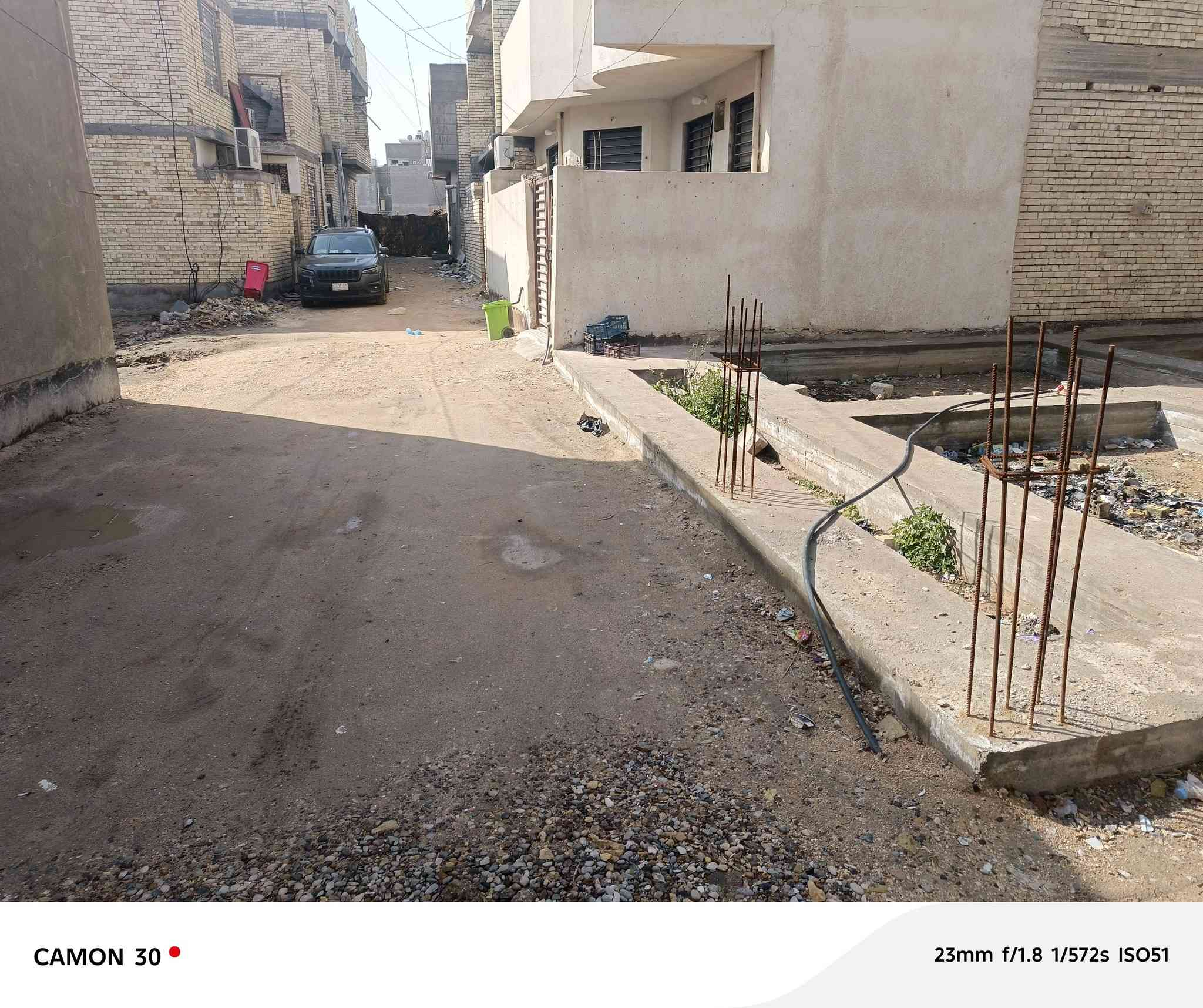 سلام عليكم ورحمه الله وبركاته يوجود قطعه بسمي لا مكتب ولاشي النه القطعه مساحه ١٠٠متر بتلو طابو زراعي سند ٢٥اقرار قاضي واصله ماي ومجاري مكان كنطره السلام شارع المدرسي تبعد تقريبا ١٥٠متر عن الفلكه مال كنطره السلام يشهد الله منطقه بس حسينيات وكت الزياره واسال على منطقه وين ميعجبك قبل لا تجي منطقه مرتبه استفسار ***********
