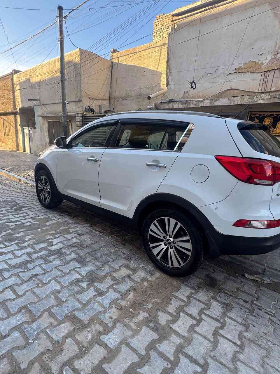 كيا سبورتج خليجي 2015 محرك 2000 دوش مشروع وطني بأسمي السيارة صبغ عام  ***********
