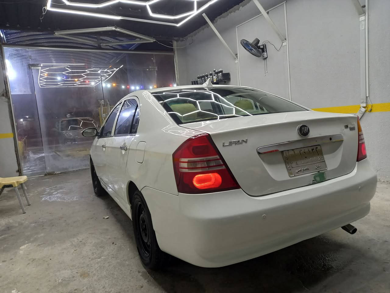 ليفان موديل 2011 كير ومحرك مكفولات حداديه وتخم تاير جدد رقم بابل شرط التحويل السعر 50 وبيها مجال + ترهم مراوس ( *********** ) 
انتصل وبيك خير وتدلل
