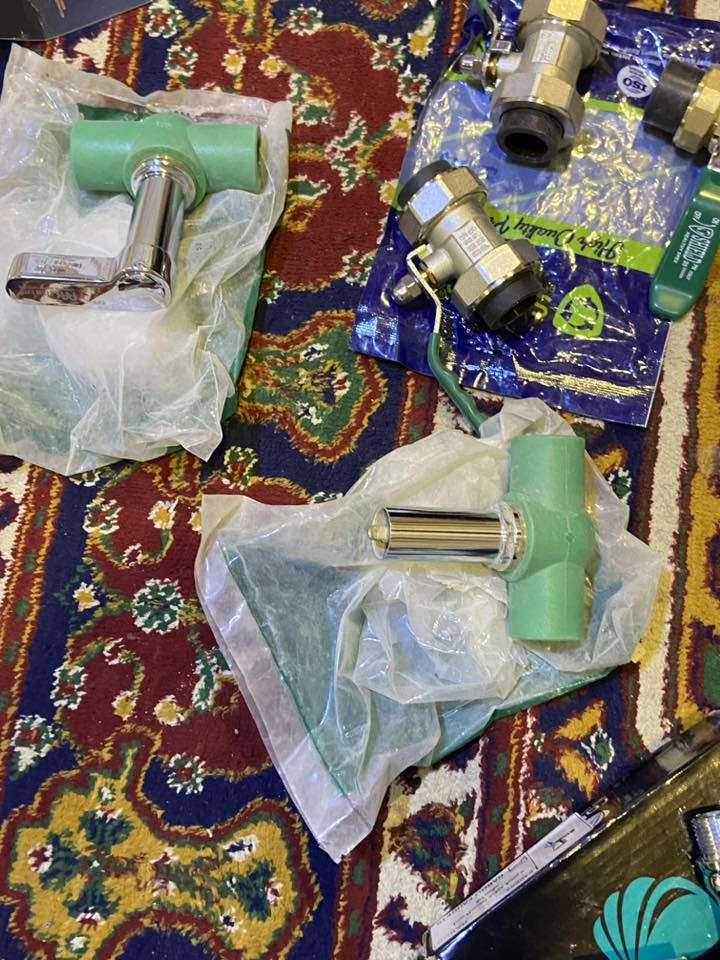 سلام عليكم عندي هاي الغراض للبيع
فقط هذني جدد بل كارتون مكاني البصرة الموفقية شراي فقط خاص


**إذا كنت صاحب هذا الإعلان وتريد حذفه لأي سبب، رجاءا أرسل رسالة إلى الدعم الفني**