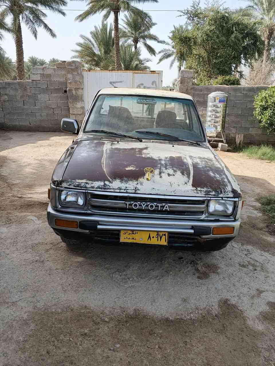 سلام عليكم بيكم للبيع موديل 1990 سياره خير من الله مكينة وكير صدر تخم تاير جديد  سياره احله من الصور رقم بغداد تحويل السعر 38 وبيه مجال للشراي يتصل ***********
