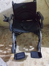 عربانة معوقين جديدة السعر 450 الف رقم الهاتف 07710029983