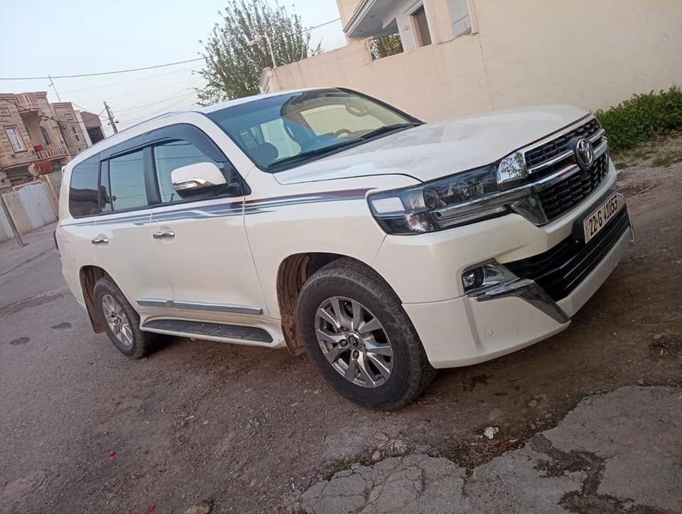 ‎جكسار موديل 2013  محدث 2021 خارج داخل راقم سنوية جديد حجز غرامة شرط صاحب سنوية متوفي  محرك 6 سعر 240‎ أربيل, العراق


**إذا كنت صاحب هذا الإعلان وتريد حذفه لأي سبب، رجاءا أرسل رسالة إلى الدعم الفني**