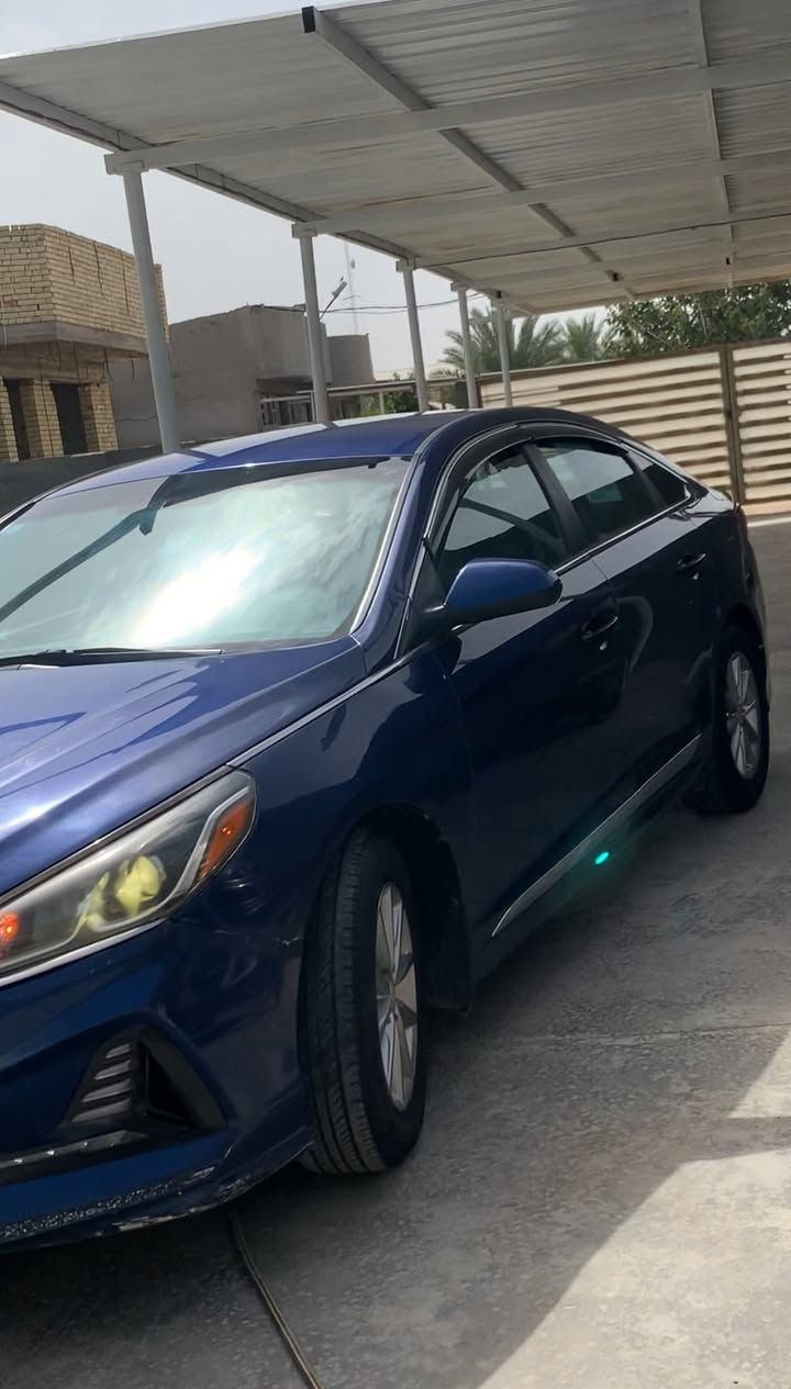 السلا عليكم
للبيع سوناتا موديل 2018وارد امريكي   بيهه حادث فقط بنيد بدون دواخل شرط الفحص والسونار مرفق بلمنشور وصور الحادث مرفقه 

رقم بغداد الدولي الجديد 

مكينه 2400 لاتنقيص  ولاتبخير محرك كير تبريد حداديه جاهزه مابيهه نقص سياره جاهزه مجهزه 

مواصفات النص فول شاشه  رادار تحكم مقود جهتين 

السعر ١١٨ وبيهه مجال للشراي 

الرقم ***********

العنوان بغداد المحموديه
