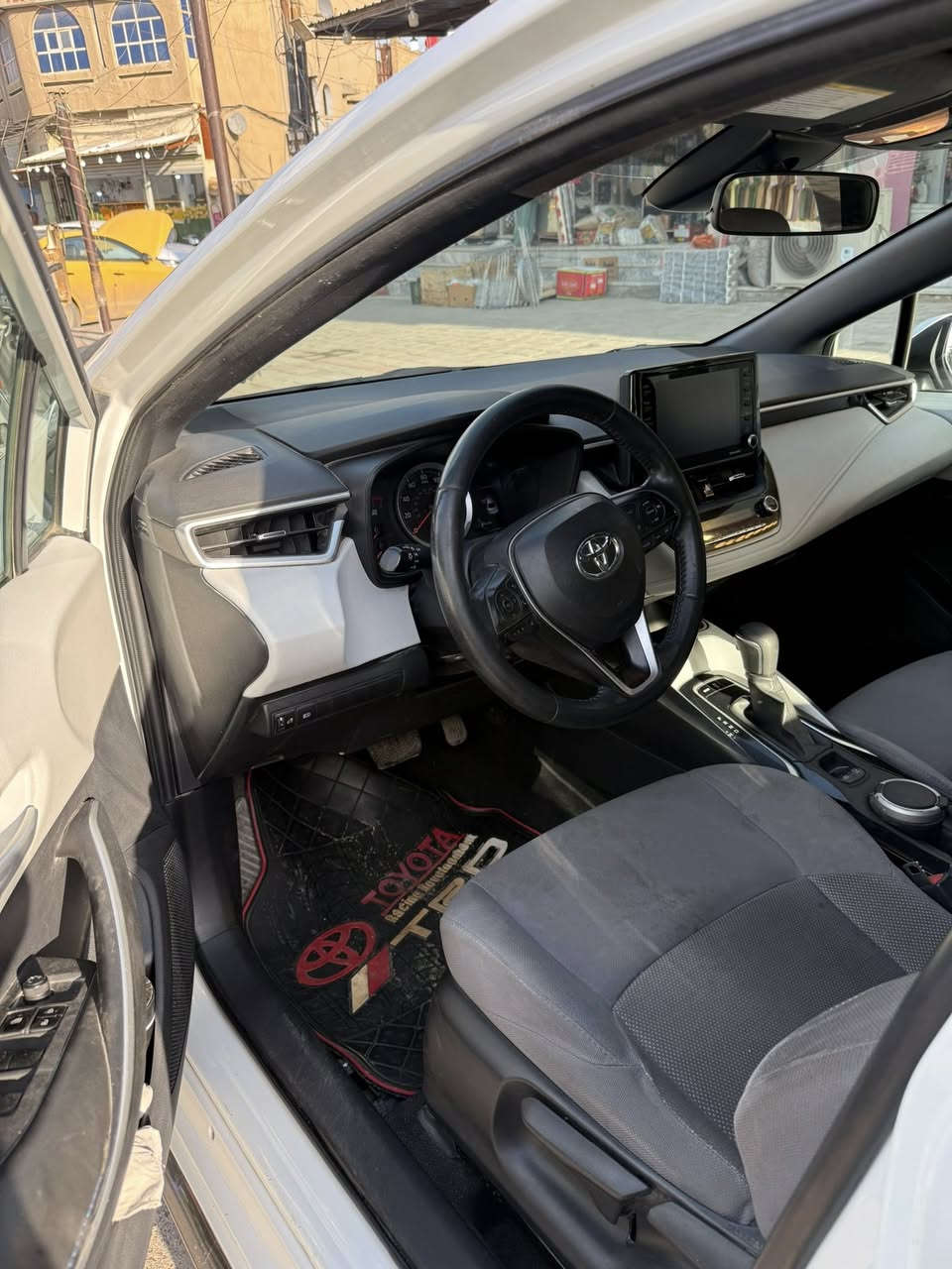 كوريلا 2022 وارد امريكي رقم بغداد بغداد معوقين 
مواصفات se / رادار امامي / مانع اصطدام
تحديد مسار / توقف ذاتي / شاشه كار بلي
سايد بريك دكمه / اوتو هولد
وبيها بعد مواصفات
الحادث طعجه بالبنيد + جامغ السايق مرفق مع الصور وبيها تقريبا 
السعر 140
مكاني بغداد للاتصال *********** واتس اب
