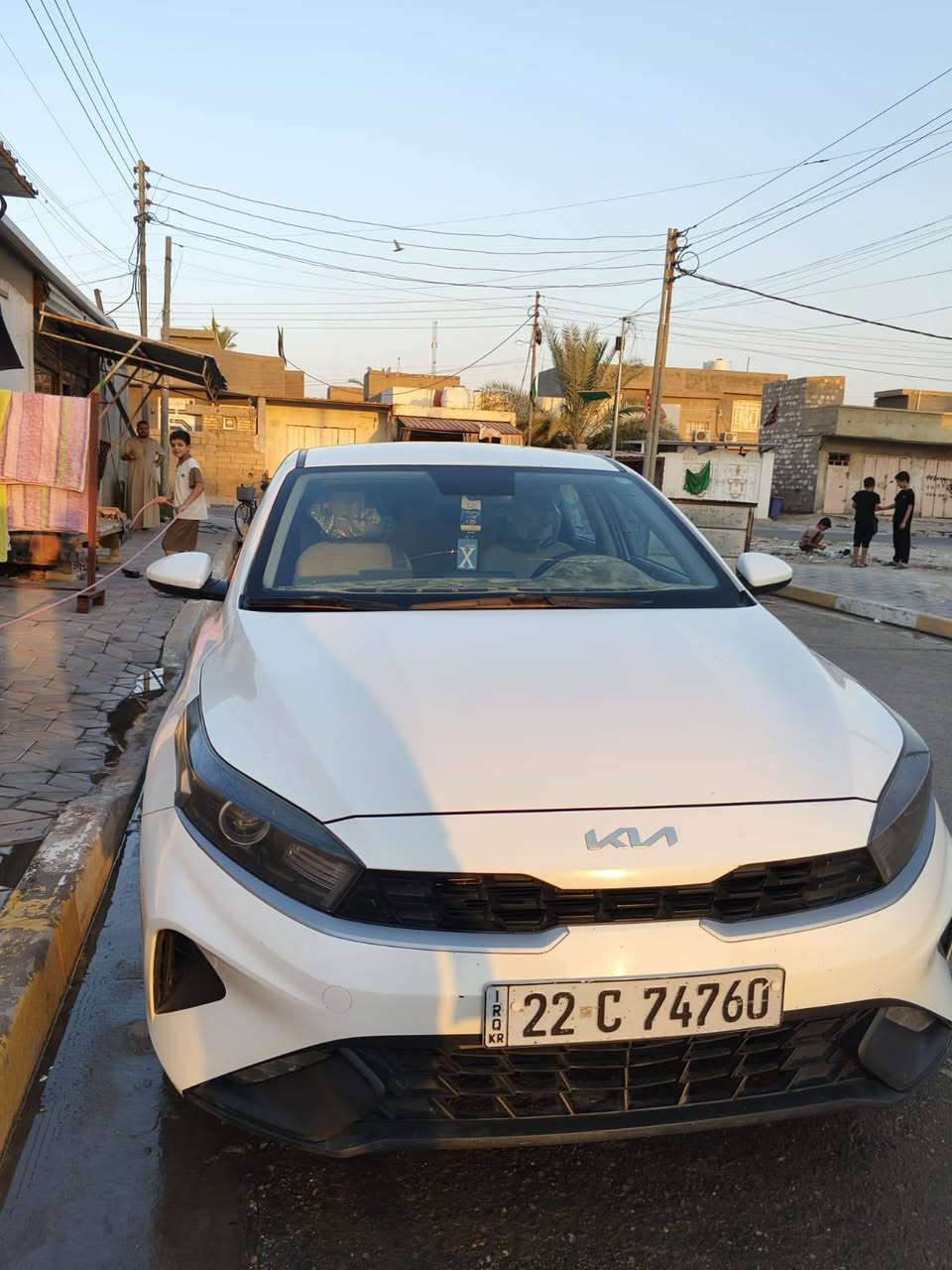 كيا سيراتو موديل2022
ماشية127 رقم أربيل طخات بسيطة
محرك 1600
نص فول السيارة خير من الله 

للتواصل ويا صاحب السيارة***********
