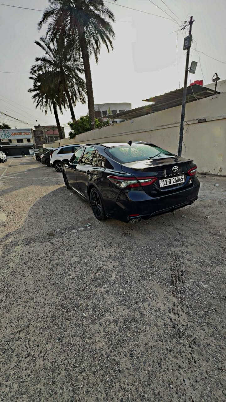 سلام عليكم 
للبيع كامري ٢٠٢٢ بغداد 
مرقمه بغداد بسمي  
ماشيه 43 
سياره فول مواصفات xse 
شاشه جبيره 
شاشه دجتل 
سياقه ذاتيه 
مثبت سرعه 
رادار امامي خلفي 
نقطه عمياء 
لد نهاري 
لد دشبول 
بكلايت ليزري لد 
وبقيه المواصفات ال xse 
السعر ٢٢٢ وبيها مجال 
للاستفسار ***********
