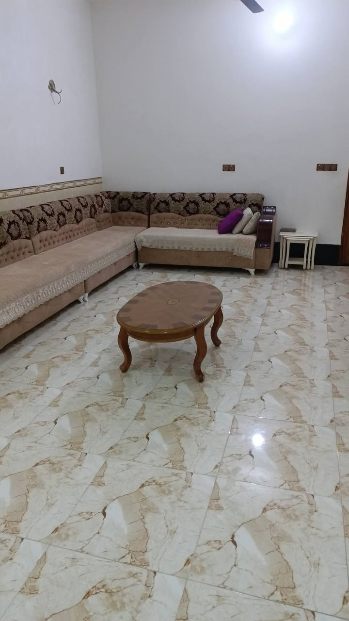 بيت للبيع
المساحه( ٤١٢)  متر مربع

بناء ٢١٢متر حديث + ٢٠٠ متر حديقه

واجهة المشروع 
الاتصال صاحب الدار
 ***********
