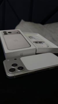 السلام وعليكم عندي 17 pro max ذاكرة 512 ايسيم شريحة الكترونية esim الج...