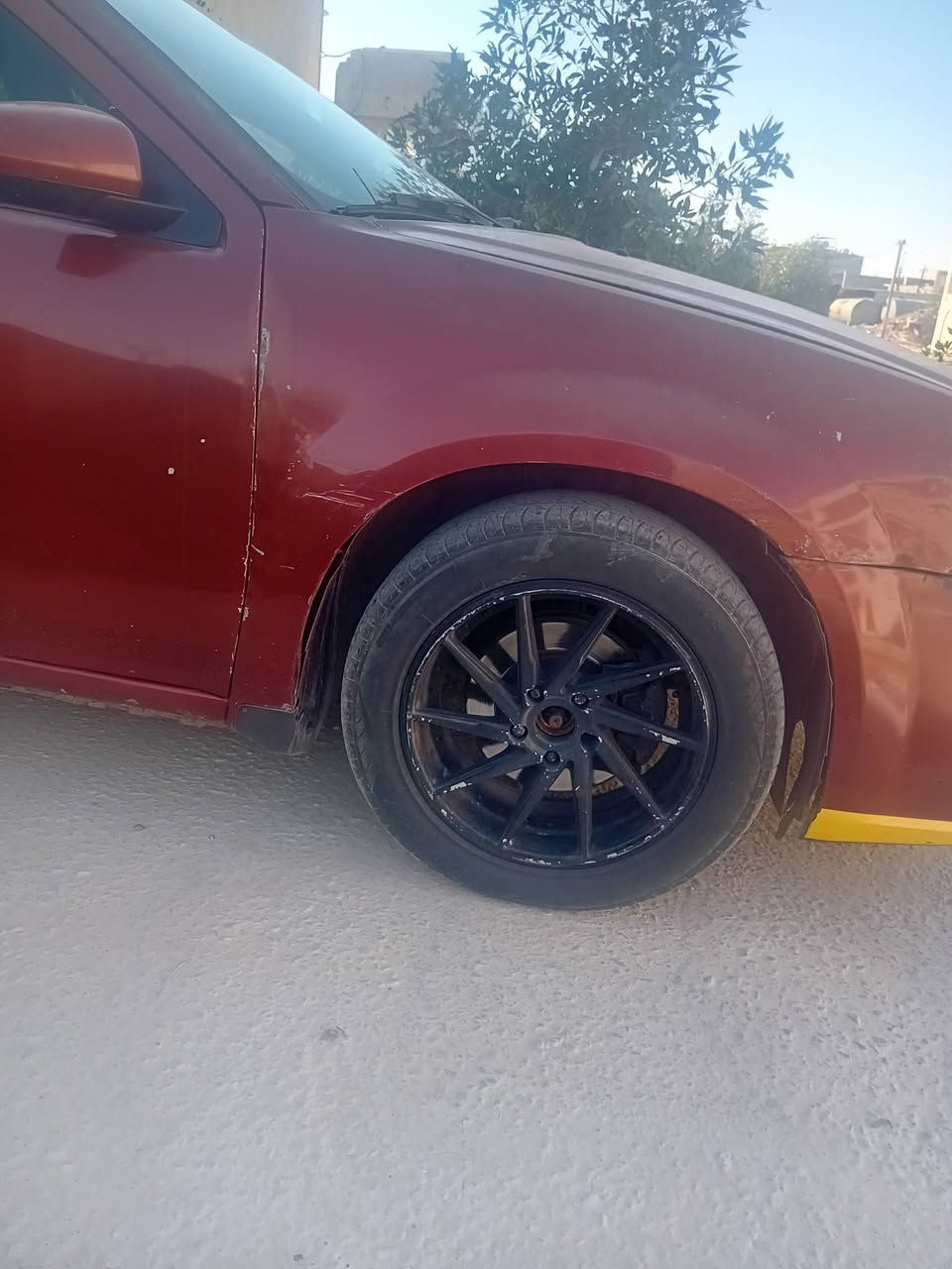 السلام عليكم للبيع تخم ويل كب فويسن تو سايس الخلفي يصير اعرض من الامامي تايرات الامامي نضيفة والخلفي نص عمر مكاني بغداد


**إذا كنت صاحب هذا الإعلان وتريد حذفه لأي سبب، رجاءا أرسل رسالة إلى الدعم الفني**