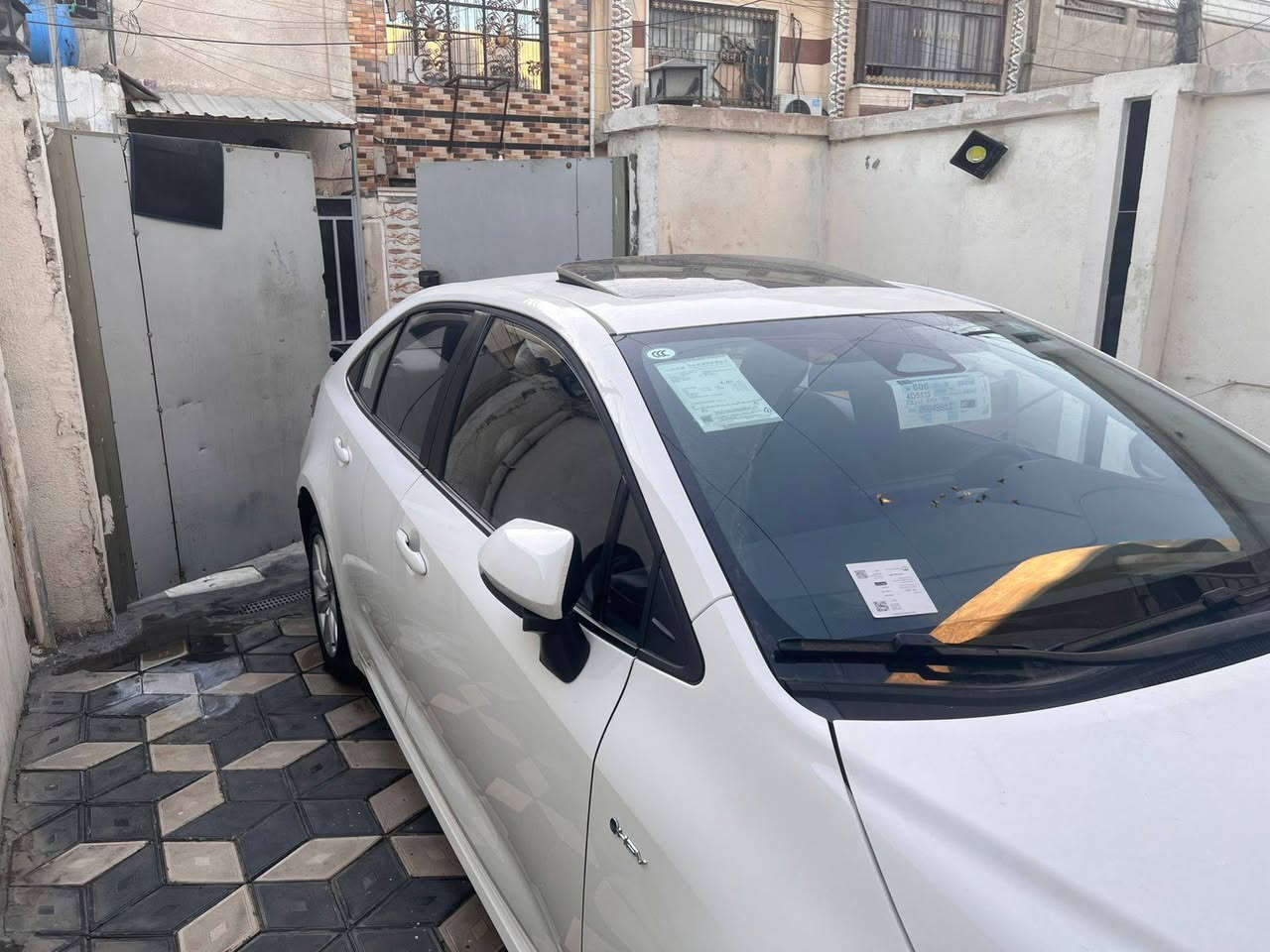 كورلا ٢٠٢٥ ماشيه ٦ آلاف مكفوله من صبغ وبارد وشخوط سعر ١٥٤ رقم ***********
