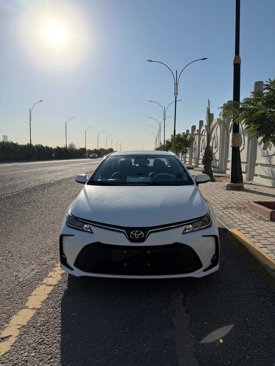 تويوتا كورلا 2025 هايبرد زيرو ماشية الف كيلو فقط بدون رقم بغداد الجديد تحويل مباشر السيارة فول مواصفات 1/1 كرسي عادي و داخل لون اسود جلد اصلي وفتحة السيارة مكفولة كفالة وابيع شرط السونار سيارة جديدة شرط زيرو السعر 152 ورقة و بيه مجال حك الجية ومكاني بصرة.

للتواصل 
***********
