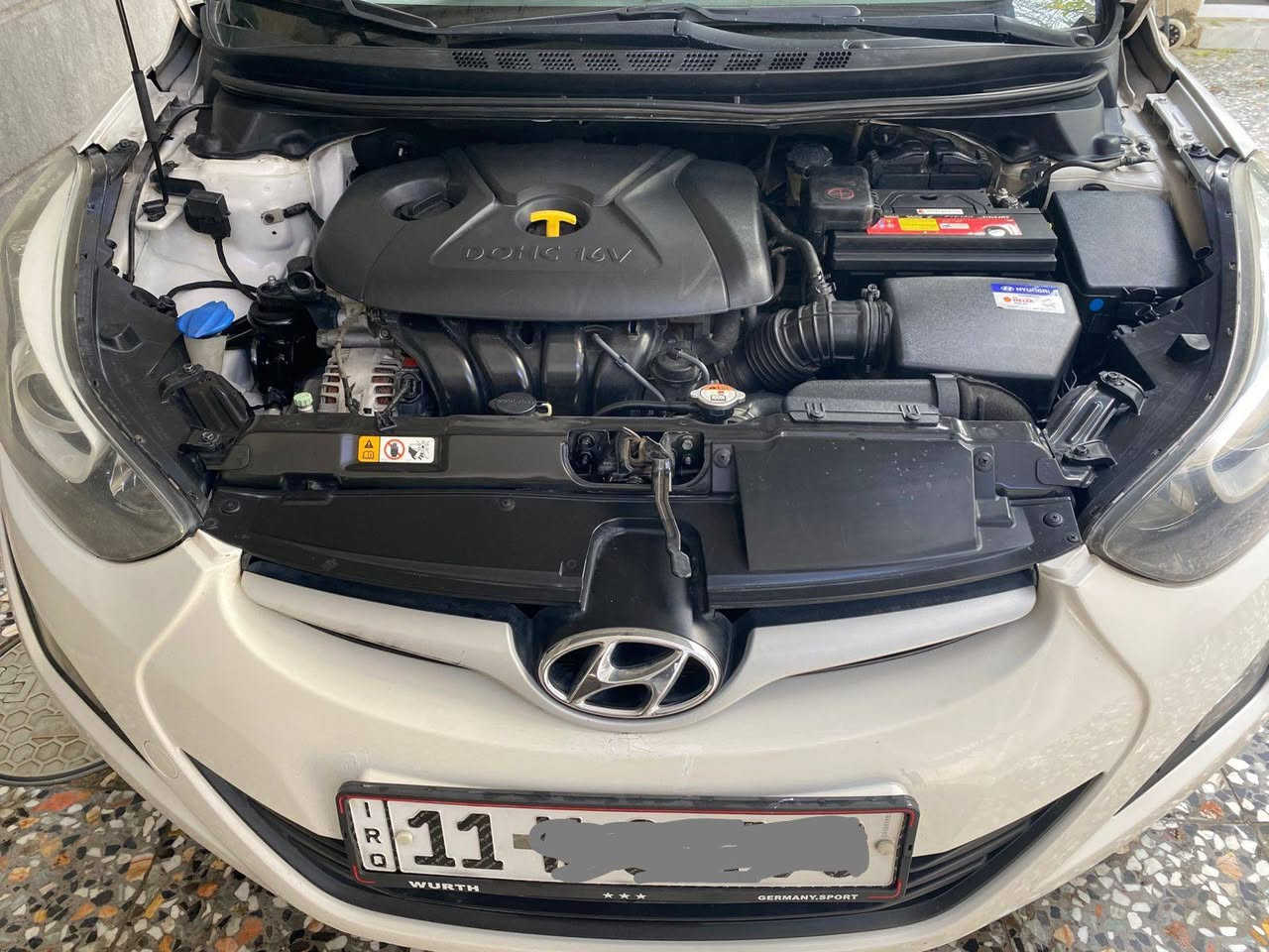 النترا 2015  خليجي
بغداد رقم الإنكليزي
( مكينه 1800  دوش مفتوحه وكير وحداديه وتبريد كفاله ) 
فول موصفات فتحه سلايد تحكم سترين  شاشه كامره خلفي  ويلكب 5 تبريد خلفي امامي قطعتين مرايات شفط + شاير 
 السعر 118$
مكاني بغداد عامريه
رقم الهاتف***********
