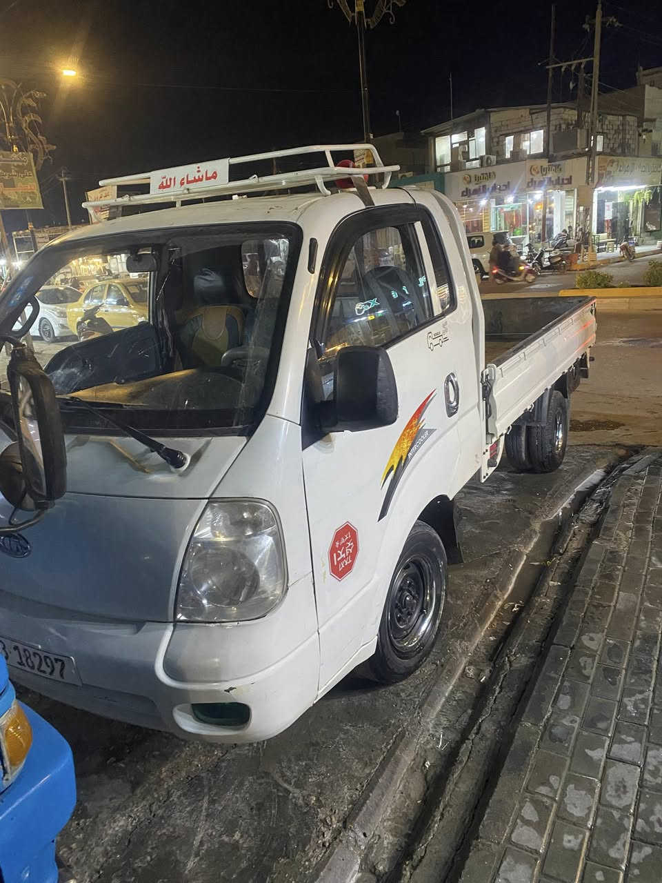 السلام عليكم كيه بنكو البيع 2010السياره كفاله عامه كير ومكينه كله جديد السعر 90  رقم الهاتف ***********
وبيك خير وندال
