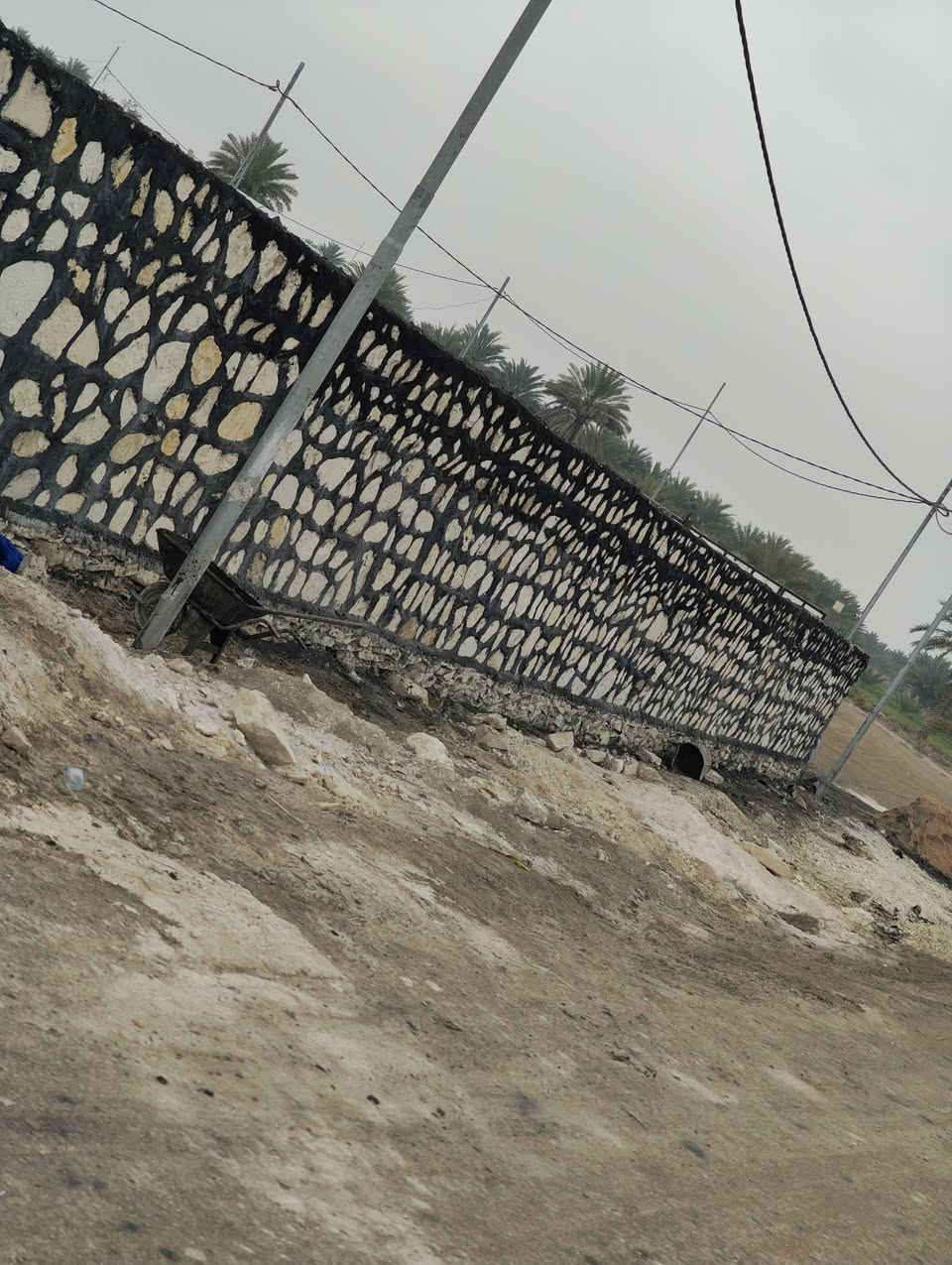 السلام عليكم بناء حجر كرسته وعمل الاستفسار الاتصال ***********
