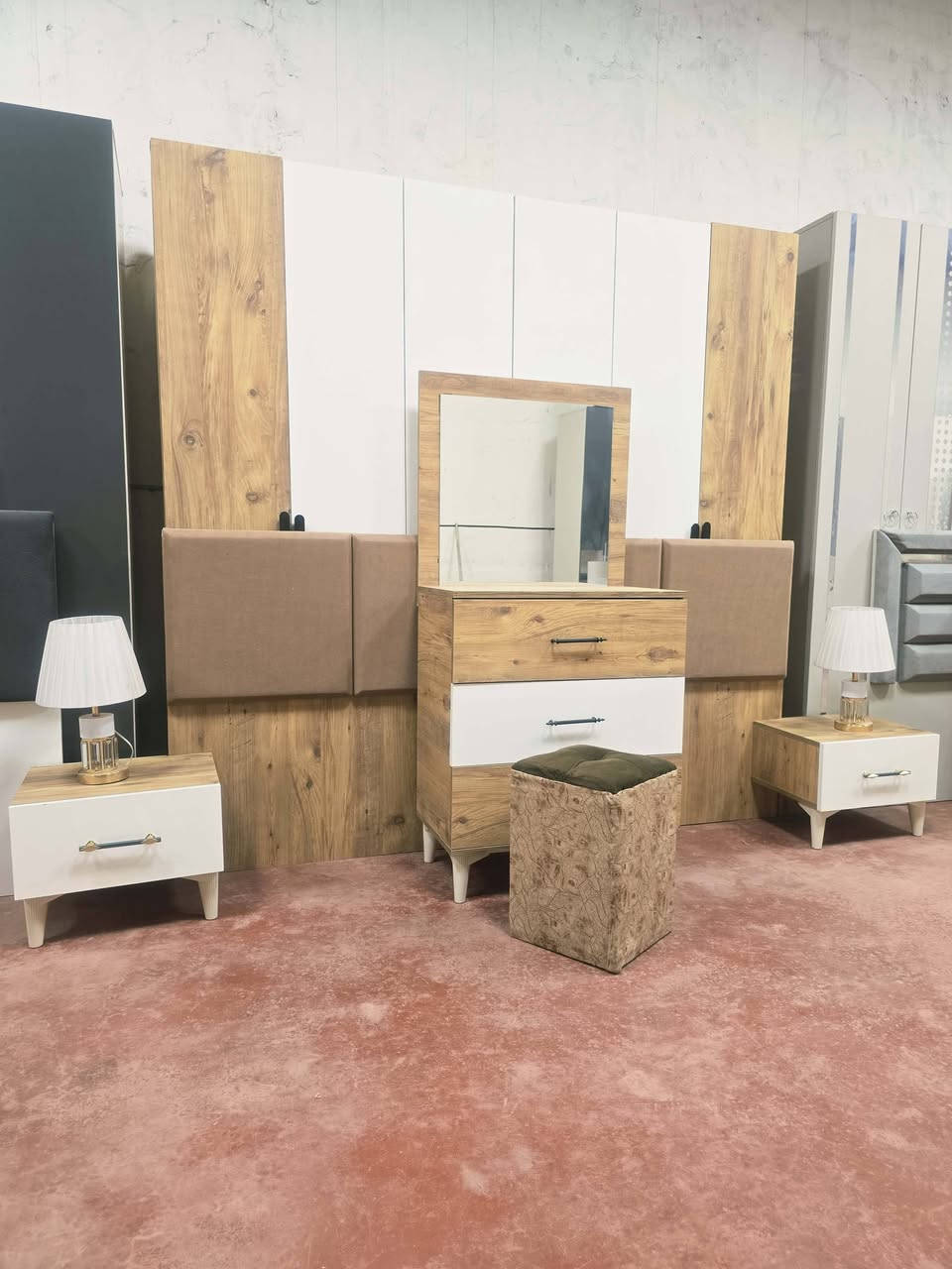 💎🔥 غرفة تركي مستخدم – 6قطع كاملة 💎
ن💯 نظافه 100% |  نظام أبواب مرتبه 
💸 السعر: 500 قفل
🪛 شد مجاني + 🚚 نقل مجاني داخل بغداد 
#يوجد.انواع الغرف خاص


**إذا كنت صاحب هذا الإعلان وتريد حذفه لأي سبب، رجاءا أرسل رسالة إلى الدعم الفني**