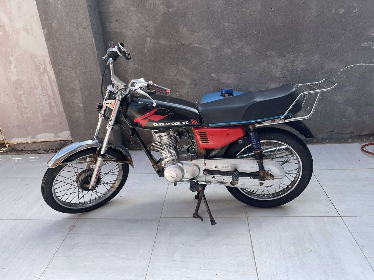 دراجة ادوات محرك امتياز جديد 2025 سنه بعده زيرو سنه ما صارله ما مفتوح تايرات جدد  رايدها ب400 قفل مكاني ابو الخصيب ***********
