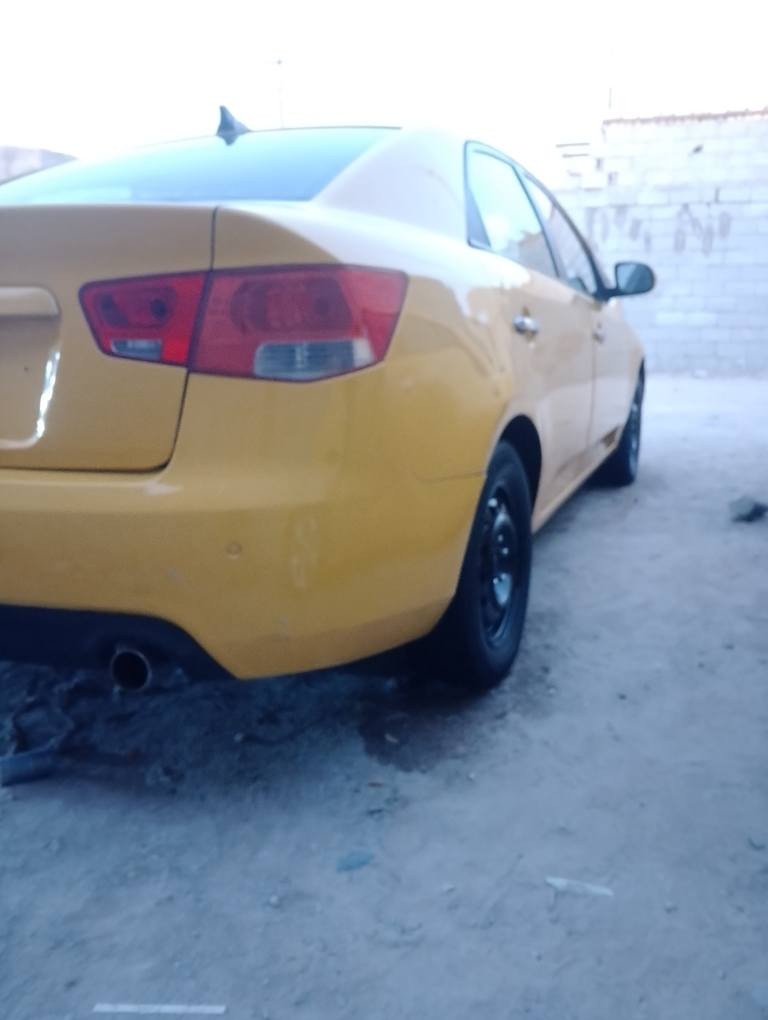 فورتي 11وارد امريكي سنويه 29 بيهه طخه بصيطه كلش بل صندوق رقم بصره سيارة جاهزه كير محرك تبريد حداديه جاهزه سعر 78 عنوان بصره زبير,     تصل*********** البصرة, العراق
