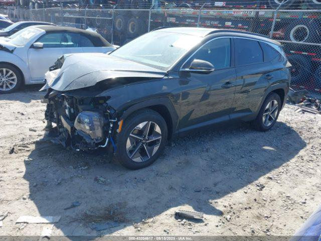 هونداي توسان 2025 فول مواصفات
السيارة حالياً بعمان المنطقة الحرة 
الحادث كما موضح بالصور 
ايرباك استيرن وبردة 
الشواصي مكفولة بدون ضرر 
تعمل وتسير 
ماشيه 5000 ميل 
بدون صبغ امريكا 
السعر بعمان بدون تصليح بدون كمرك 141
السعر واصل للعراق لمن لديه كتاب شهداء 
151 بدون تصليح 
للاستفسار اكثر 
***********
