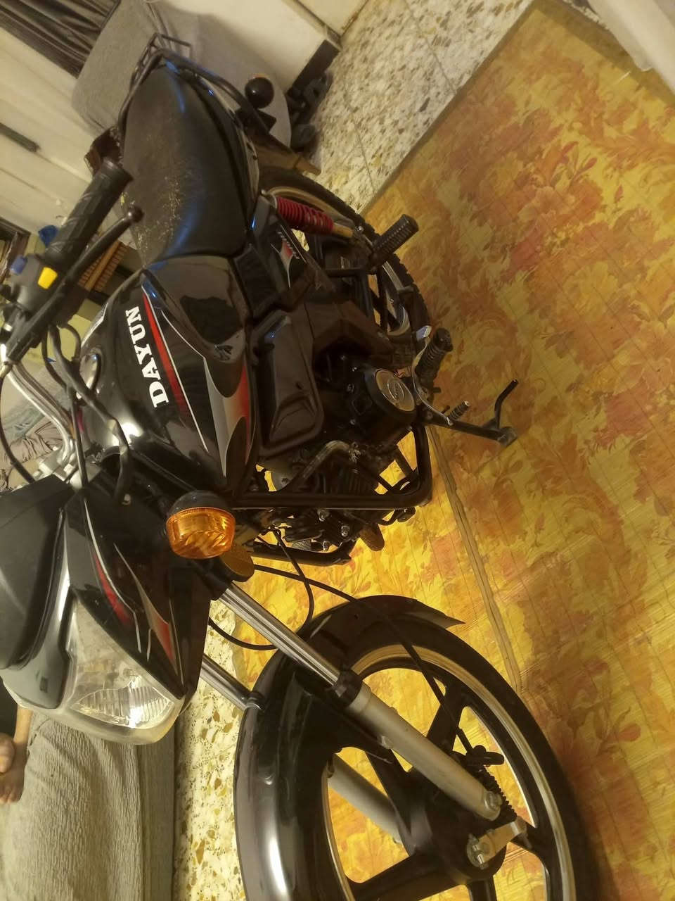 السلام عليكم
دراجه دايون 110
4كير سلف وهندر
دراجه جاهزه عله اخر حبه 
من كهربائيات من مكينه 
دبلات تواير كله انضاف
اوراق موجوده
سعر 725 وبيه مجال 
بغداد الشعب
الرقم ***********
