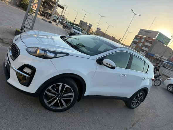 سبوتج 2020 خليجي. رقم بغداد انكليزي الجديد. بيه بارد بل صندوق وبارد بل باب الايمن الخلفي. والباقي مكفوله.  ماشيه 90باسمي  تحويل ثاني يوم السعر 210
***********
