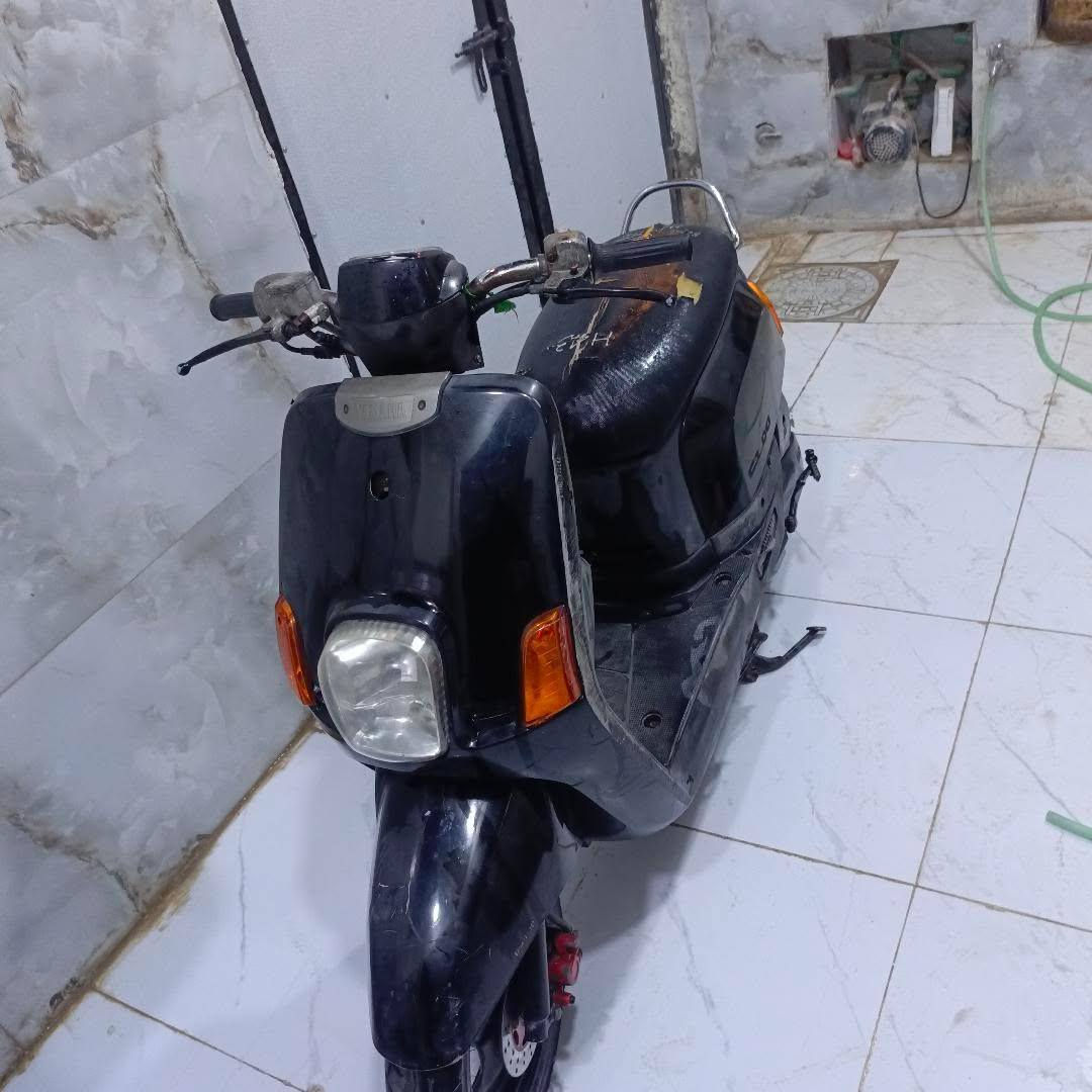 دراجه شلعه ومعدل ما صارلها فترة من طالعه من المعرض وصلها موجود ختم واحد وية المكينه بيها بس الجاملغ شوية مضرر والصفحة مال البجم  سعر 850
***********
