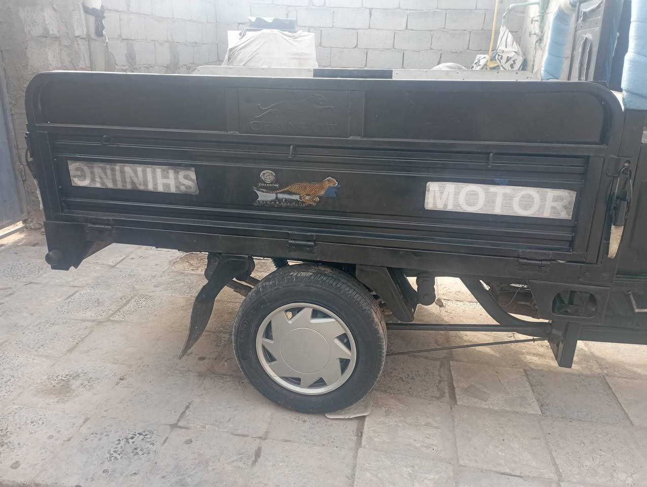 السلام عليكم جمرة موديل 2015اوراق أصولية ستوتة كفالة عامة من ركبة وشاصي و كهربائيات كلهةشغالة السعر 10600وهاذا الرقم *********** مكانهة نجف عمود 200
