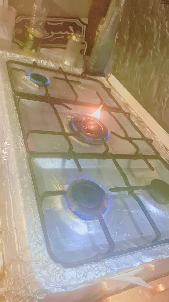 ثلاجه وطباخ شغالات ومداخلات اي تصليح وعندي بعد طباخ كهربائي ليزر جديد ٢عين


**إذا كنت صاحب هذا الإعلان وتريد حذفه لأي سبب، رجاءا أرسل رسالة إلى الدعم الفني**