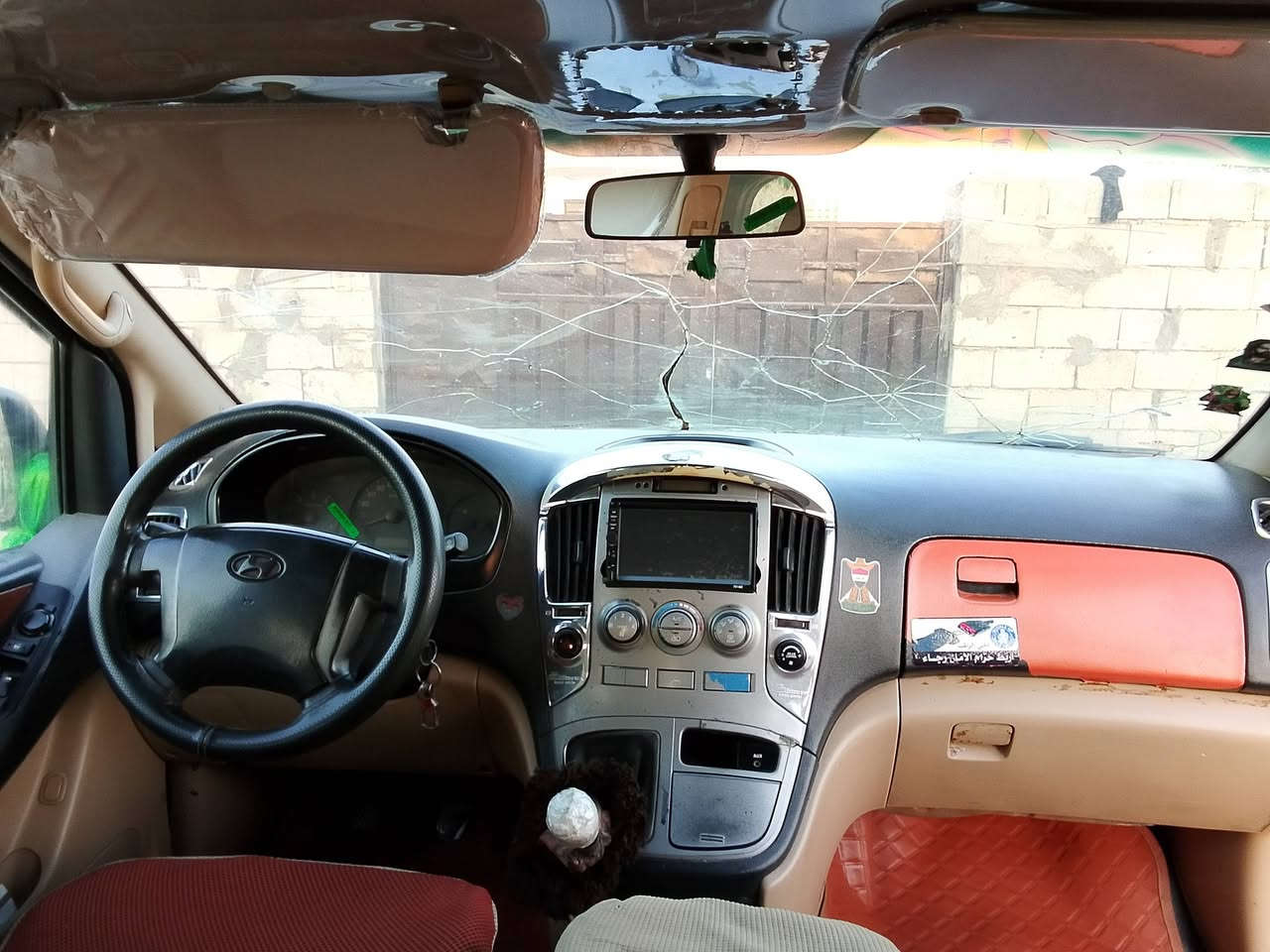 السلام وعليكم  ستاركس موديل 2008 رقم بغداد تحويل مباشر  السيارة كفالة عامة ما عد الموضح  بل صورة كير ومحرك واكسل  حاوية حدادية وتخم تاير جديد  تبريد ثلج المكان واسط العزيزية  السعر (115) وبيه مجال اتصال على الرقم (‏‪***********‬‏)
