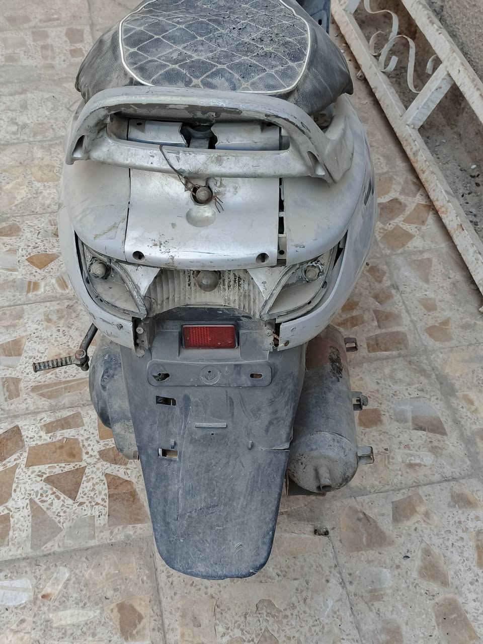 فراشه للبيع كوم حديد بيها محرك ستوه مجفت نضيف الدراجه طافيه كاطعه ناريه ماعرف شنو السبب ابيع طافيه كوم حديد السعر175  بيها مجال الشراي خاص ويدلل


**إذا كنت صاحب هذا الإعلان وتريد حذفه لأي سبب، رجاءا أرسل رسالة إلى الدعم الفني**