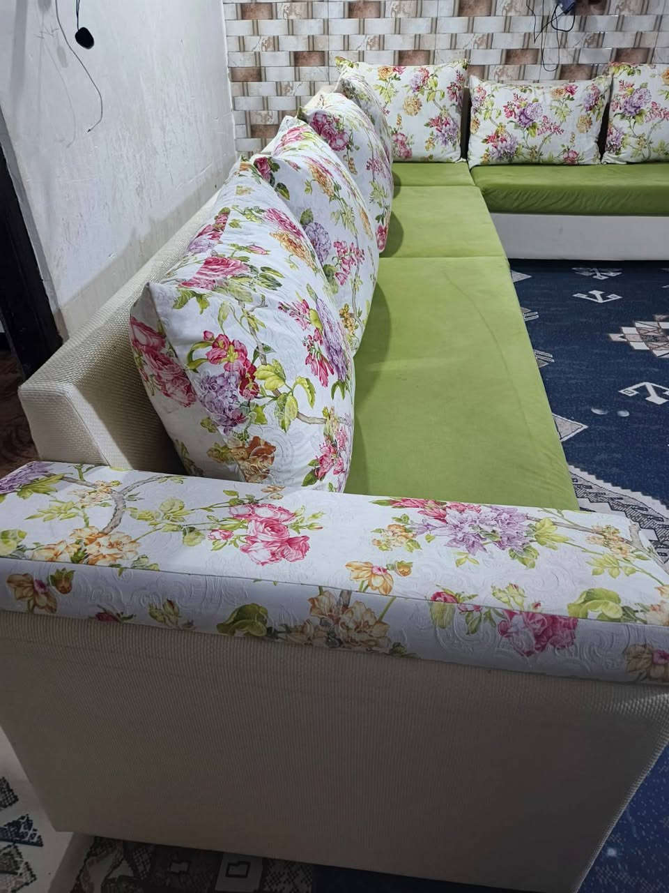 تخم ونص تصميد ديوان يتكون من 8قطع كلش نضيف 16نفر السعر 400وبي مجال العنوان ناصريه


**إذا كنت صاحب هذا الإعلان وتريد حذفه لأي سبب، رجاءا أرسل رسالة إلى الدعم الفني**