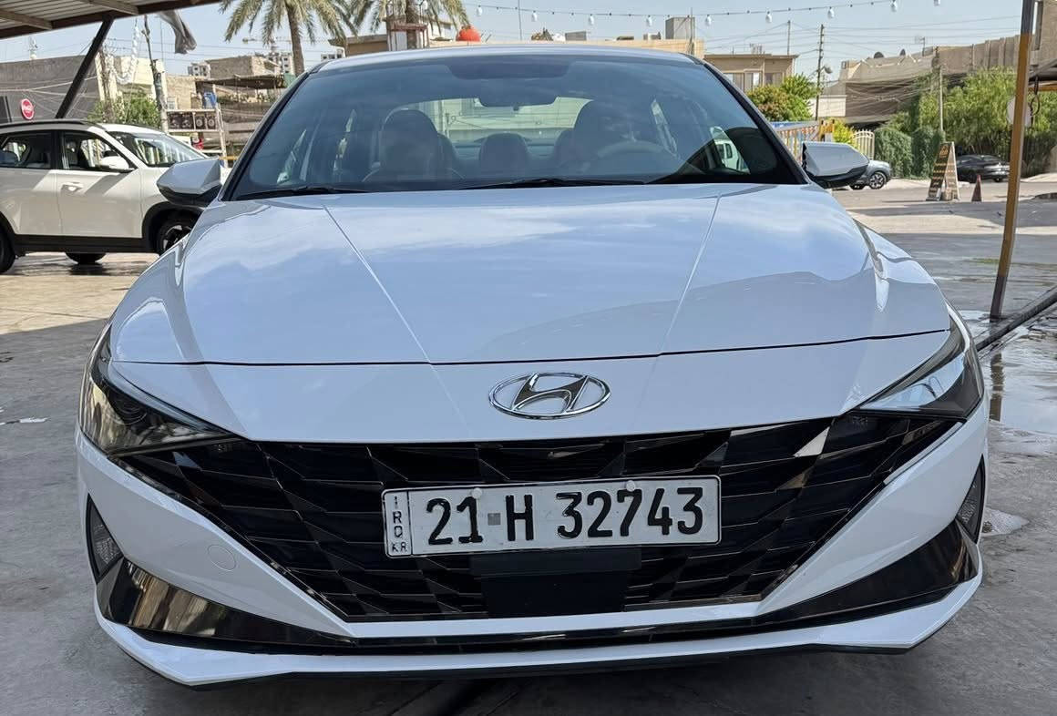 النترا 2023 نص فول خليجي محرك 1600 شاشه كامره حساس سياره كلش حلوه بيه ملاحضات بصيطه بارد 
وسونار مالها بل منشور ..
عنوان سياره حي جهاد ..
السعر ..148.. 
***********
