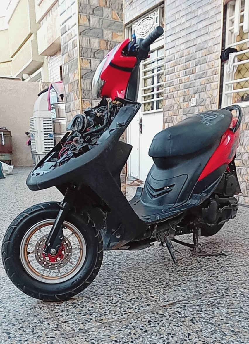 عدله للبيع مكينه خرسه ناعمه شلعه حلوه معدل كهربائيات شغاله نواقص بسيطه كدام عينك بجم وتريشه وترتيبات بيه صالنصه رياضي ويصير الها كاتم بلادي ويل أمامي رياضي فقط داخل كله ختم بس الكفر تجاري سعر 350 بيه مجال بسيط مكاني بغداد الحسينيه ***********
