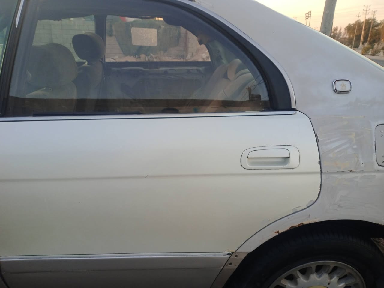 البيع 4 بيبان جدد مال بطه منتصل شتريتهن مال حاويه سعر 20 لف ***********
