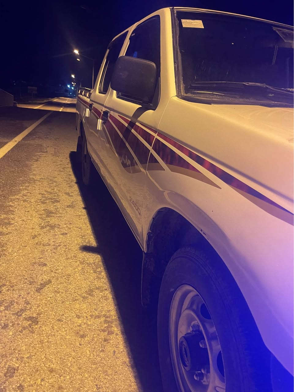 نیسان پیکاب 
١. ٢٠٠٢
٢. سوکان پاوەر
٣. تەبرید ساردو گەرم 
٤ ئاڕم هەولێر بە شەرتی خەرامە تازە لە مرورم داوە یەک دیناری لەسەر نییە 
٥. سەیارەکە نمونەیە لە جوانی تازە هەزەم تازە کردۆتەوە تا ٢٠٢٧  پشتو پێشی بێ لێدرانە حیزام بۆیاخە سەقفو شانی بۆیاخیان نییە لەسەر ساخی بۆیاخ کراوە 
تەواو بیخوێنەوە ئینجا تەلەفون بکە *********** رانية, السليمانية
