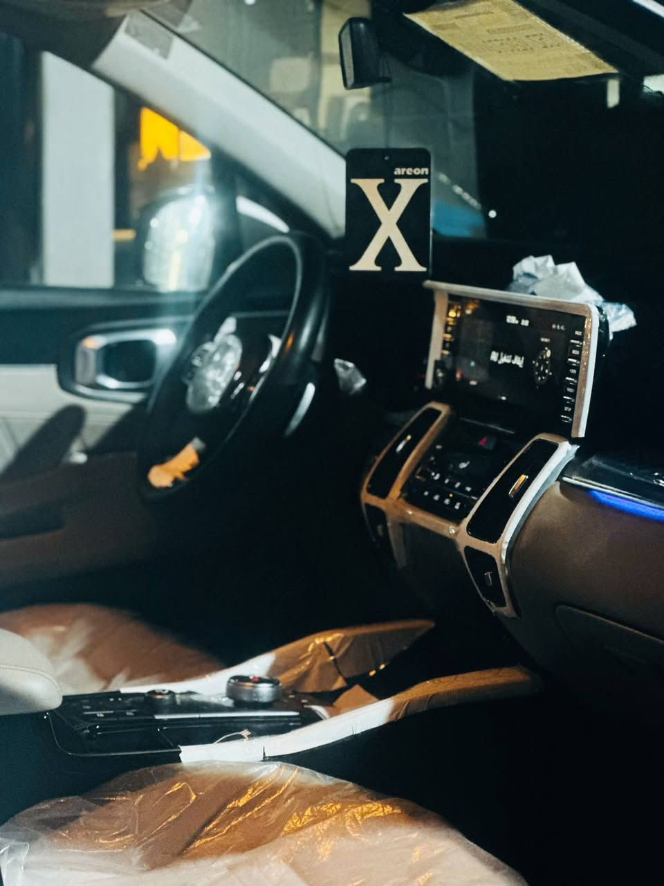 السلام عليكم 
سورنتو للبيع موديل 2023 خليجي رقم بغداد باسمي تحويل مباشر  مكفوله كفاله عامه من التبديل والصبغ والبارد والحالوب كفاله عامه ماشيه 30 الف 
المواصفات 
بصمه تشغيل/ بصمه بيبان/ تشغيل عن بعد/ جنطه كهرباء/ جي بي اس/ كراسي كهرباء اماميه وخلفيه/ كير ماوس/ نضام مانع انزلاق/ نضام نزول منحدرات/ 7 راكب/ 3 قطع تبريد / هند بريك بصمه/ كير 8 نمر / ويل كروم 19/ كامره دواره / 
وباقي المواصفات معروفه ما عدا الفوريل والبنوراما ؟؟؟
مكان السياره بابل 
رقم الهاتف/***********/ اسيا 
رقم الهاتف/***********/ اثير 
السعر /290/ وبيه مجال حك الجيه والضيافه 
ترهم مراوس بخليجي
