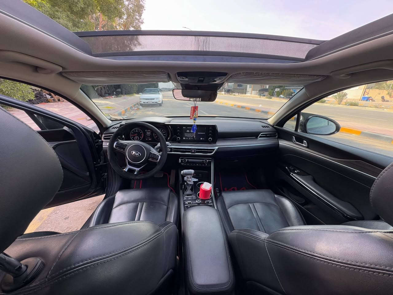 جديدة جدا وظع شركة 1/1فول مواصفات KIA K5 2021

🔸اللوحات : اربيل بااسم شركه تريد تحويل تريد وكاله حاظر

🔸الضرر:خلفي جاملغ وجنطه بدون دواخل

🔸الموديل: 2021

🔸الفئة : EX 

🔸حجم المحرك: 1.6L / 4 Cylinder 

🔸اللون : رصاصي فيلي

🔸المفتاح: بصمة 

🔸عداد المسافة:95 الف ميل .

🟢 مواصفات اخرى

المقاعد جلد 

 مقعد  كهربـاء 

المقاعد الأمامية تبريد وتدفئة 

 شاشة كبيرة 

 ويل كب حجم 18 inch 

 حساس النقطة العمياء 

 كشافات 

 رادار أمامي 

 سقف بانوراما 

 صاج ضمن تغليف الدواخل 

 مقاعد تدفئه تبريد

 رادارات جانبيه 

 رادارات خلفيه

 نظام تحديد مسار

 قيادة اليه

 نظام ذكي

 مانع انزلاق حساس اطارات

 شاشه اعطال

 نضام قياده أيكو + سبورت +سمارت +نورمال

 ئوتو بريك امامي وخلفي

 زينون

صندوك بصمه

‏AUTO HOLD

 شاحن لاسلكي 

  حادث قطعتين صبغ بدون دواخل السعر 164 وبيه مجال 

عندي سونار بيه الي يريده يراسلني وتساب  لاستفسار

*********** مكاني النجف حي السلامر
