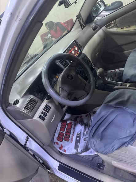 سلام عليكم من رخصة مدير الكروب كورلاة نحلة ٢٠٠٨رقم واسط باسمي حادث جاملغ خلفي وبل لعراق جاملغ امامي سيارة خير من الله صدر جديد كهربائية كلها شغالة مصبوغة حزام مكان السيارة بغداد السعر ٧٠ بيها مجال قليل الاتصال على ***********
