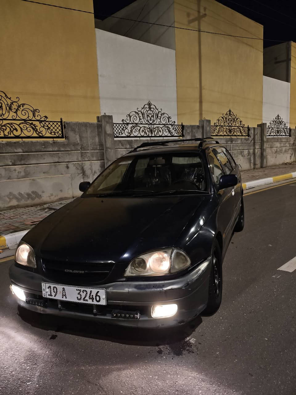 السلام عليكم
تويوتا كالدينا 1998 مكينه كامري2000 
 رقم كربلاء مشروع وطني  السياره جاهزه 
مكان السياره كربلاء المقدسة 
السعر 50 وبيهه مجال ***********
