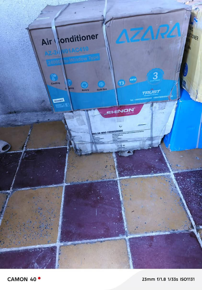 السلام عليكم غراض البيع جديد غير مستخدمات ابد جديد مكيفات العدد 4سعر الواحده ب325مجمده عشره قدم 225بلازمه حجم 55سعر ب300 برادات ثنين الحجم الكبير سعر الواحد ب100قفل شراي يتصل بغداد معامل ***********
